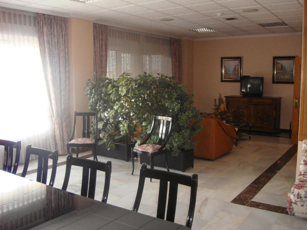 Hostal Serpol Паленсия Экстерьер фото